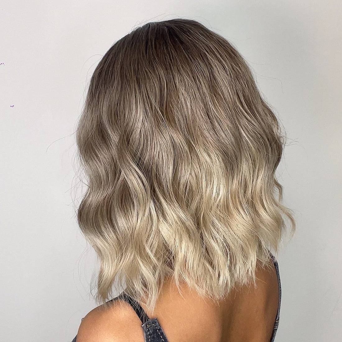 Cali Waves Ashy Beige Vanilla Blonde Wig