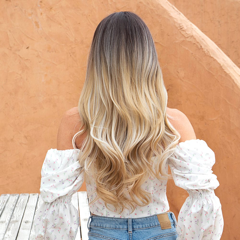 20" Wavy Synthetic Wig