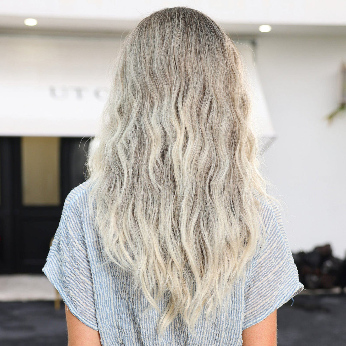 27″ Beach Wave Silver Blonde Wig