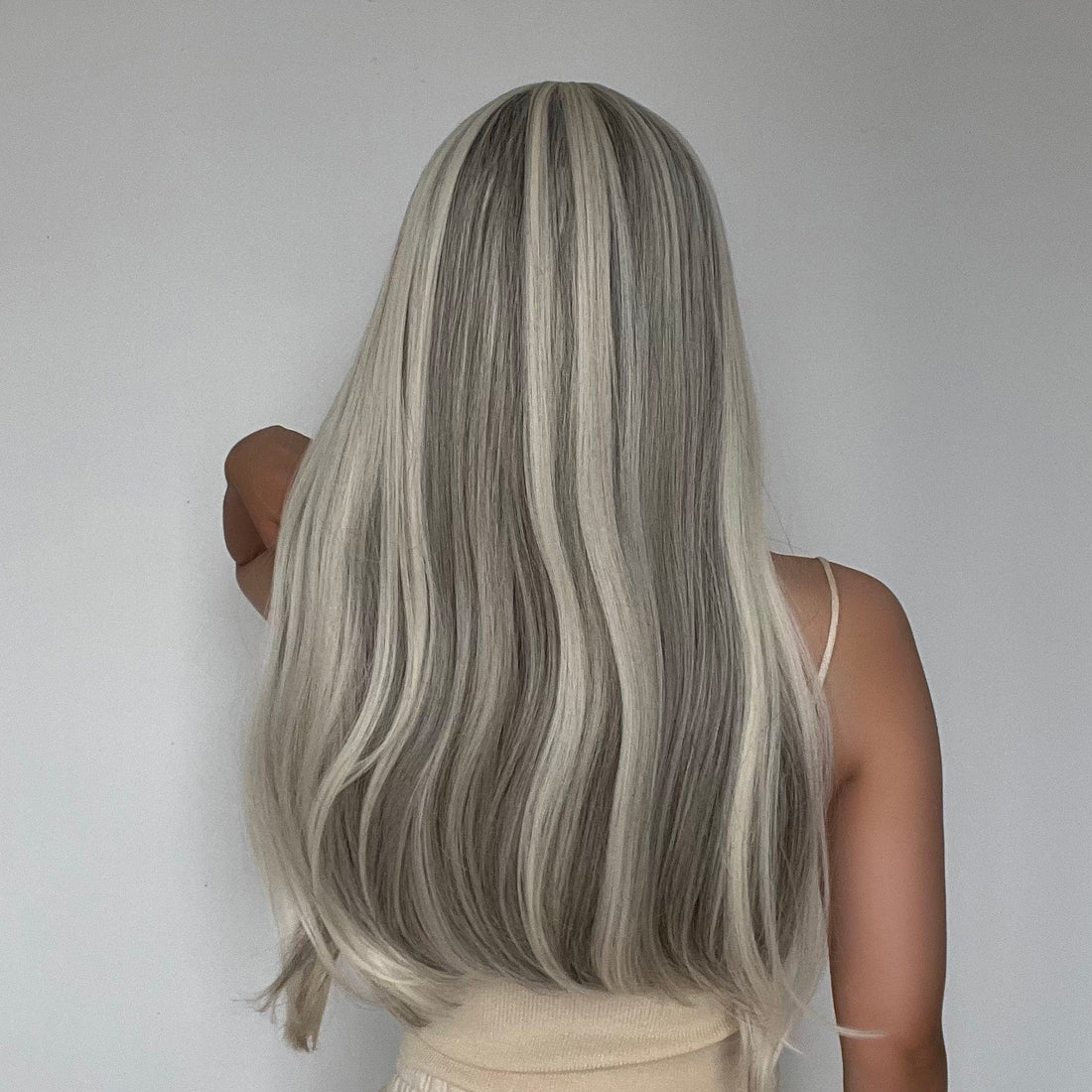 28″ Straight Mixed Blonde Synthetic Wig